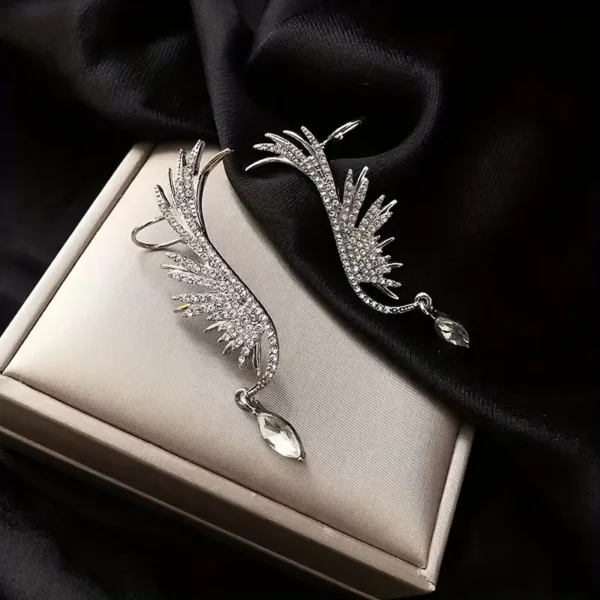 Elegant Angel Wing Style Earrings - Image 3