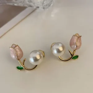 Tulip Faux Pearl Stud