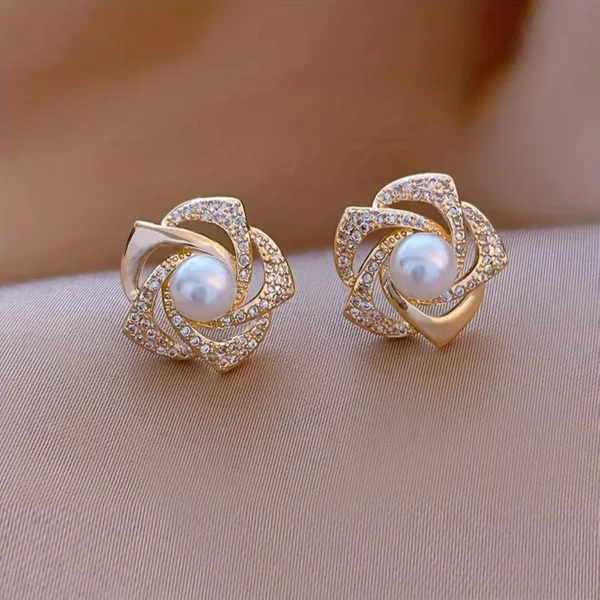 Light Luxury Earrings - Image 7