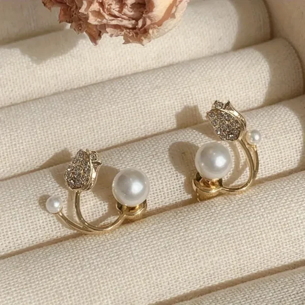 Tulip Faux Pearl Stud - Image 2